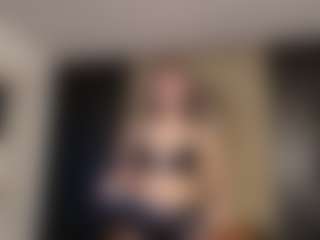 Live cam show with Sabrina-Grace - Thin on Uber Horny