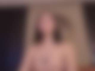 Live cam show with Sabrina-Grace - Athletic Brown Eyes on AdultVida.com