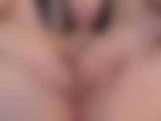 Live cam show with Sabrina-Grace - Small Tits on Camiplay Live