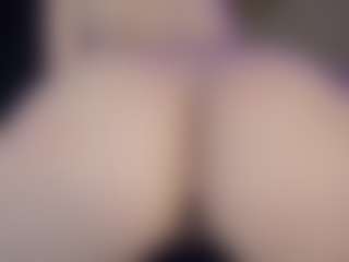 Live cam show with Sabrina-Grace - Striptease on Streamer API