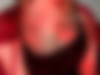 Live cam show with SadeSurrey - Pov on Gym Cam Girls