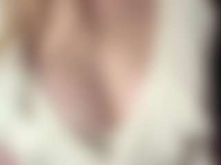 Live cam show with SadeSurrey - Solo on slutload
