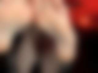 SadeSurrey's Live Sex Cam Show