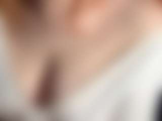 SadeSurrey's Live Sex Cam Show
