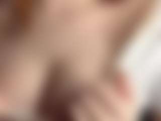 SadeSurrey's Live Sex Cam Show
