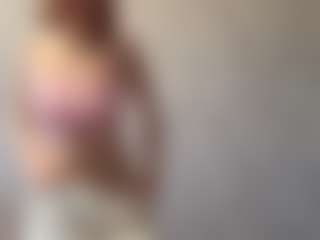 Live cam show with Caroline - Strip Red Hair on live.xbliss.ai