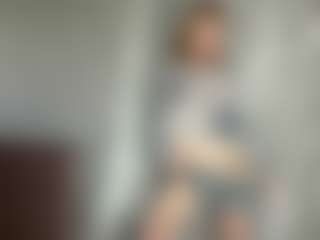 Live cam show with Caroline - College on Strip Flash - Live Sex Shows