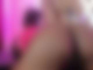 Live cam show with anisha-zambrano - Squirt on EXY