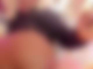 Live cam show with anisha-zambrano - Ebony on Chatstar | colombia