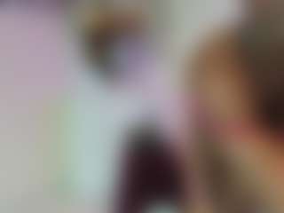 Live cam show with anisha-zambrano - Black Petite on Gym Cam Girls
