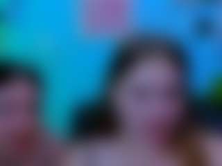 Live cam show with dina-bloom - Bi on Camsoda