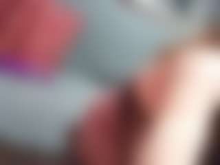 EmilyCM's Live Sex Cam Show
