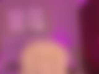 Live cam show with LeahRouss - Milk on Milfs Live