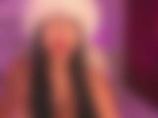Live cam show with LeahRouss - Milk on eurowanks.com