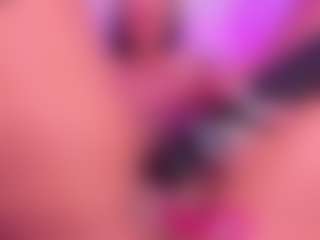 Live cam show with LeahRouss - Milk on boobsie.com