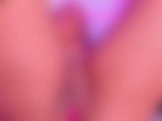 Live cam show with LeahRouss - Milk on SxyPornLive
