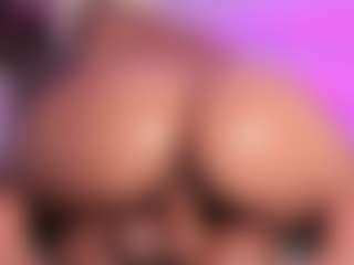 LeahRouss's Live Sex Cam Show