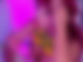 Live cam show with LeahRouss - Upskirt on chickslive.net