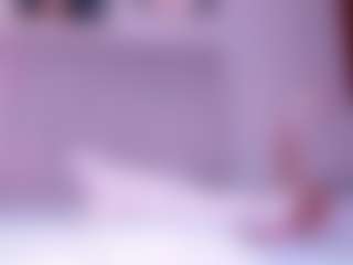 Live cam show with LeahRouss - Milk on https://playwithruby.com