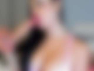 Live cam show with LeahRouss - Small Tits on Streamer API