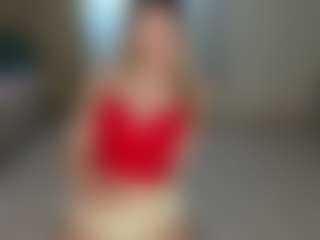 Live cam show with SkyeDaviss - College on Camsoda Late Night
