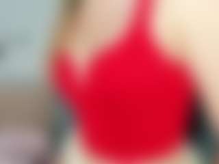 Live cam show with SkyeDaviss - Blue Eyes on livesuperchat.net