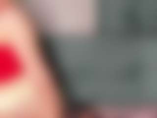 Live cam show with SkyeDaviss - Green Eyes on livesuperchat.net
