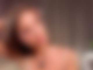 Live cam show with AshlyCzernik - Average on Camsoda