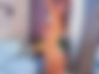 Live cam show with AshlyCzernik - Green Eyes on EXY