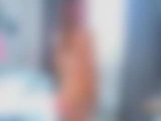 Live cam show with AshlyCzernik - Green Eyes on Camsoda