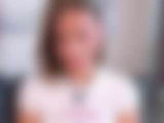 Live cam show with AshlyCzernik - Joi on AdultVida.com