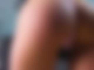 Live cam show with AshlyCzernik - Brown Hair on mypornchat.com