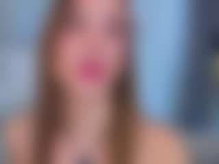 Live cam show with AshlyCzernik - Green Eyes on CamClone