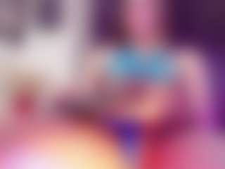 Live cam show with Britanny-Lopez - Tease on CamwithHer