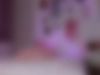 elara-vee's Live Sex Cam Show