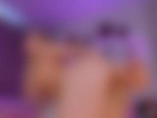 Live cam show with elara-vee - Tiny Tits on Camsoda