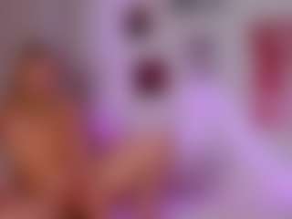 Live cam show with elara-vee - Big Ass on Camversity