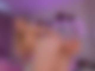 elara-vee's Live Sex Cam Show