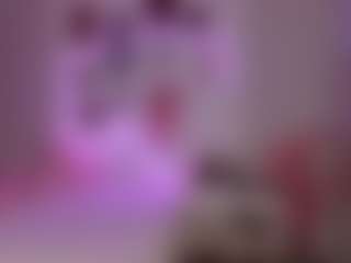 elara-vee's Live Sex Cam Show