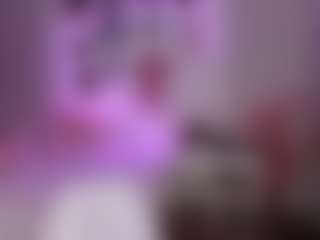 elara-vee's Live Sex Cam Show
