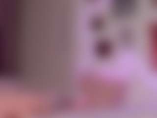 elara-vee's Live Sex Cam Show