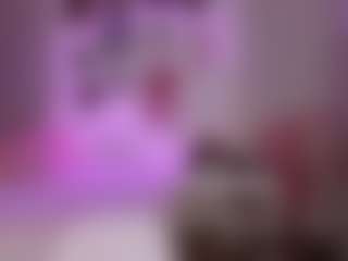 elara-vee's Live Sex Cam Show