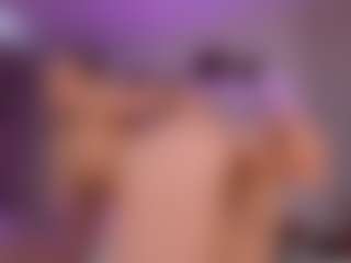 elara-vee's Live Sex Cam Show