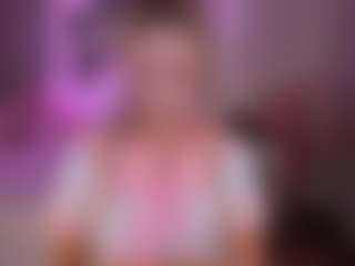 Live cam show with elara-vee - Ass Bouncing on CamwithHer