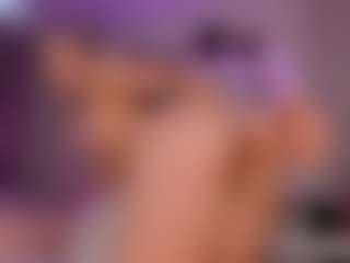 Live cam show with elara-vee - Blonde Hair on SquirtSoMuch