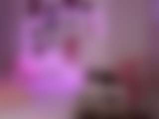 elara-vee's Live Sex Cam Show