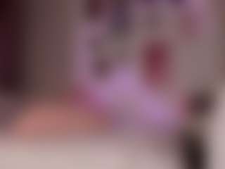 elara-vee's Live Sex Cam Show
