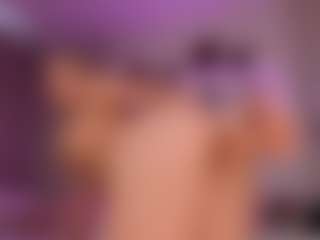 elara-vee's Live Sex Cam Show