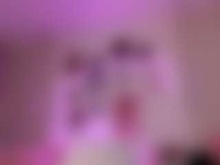 elara-vee's Live Sex Cam Show