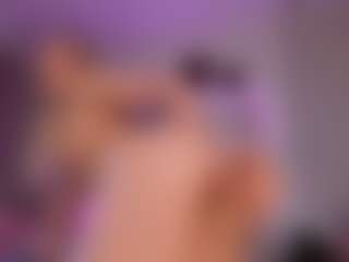 elara-vee's Live Sex Cam Show